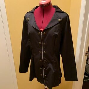 Black zipper front jacket with button detail 🔴